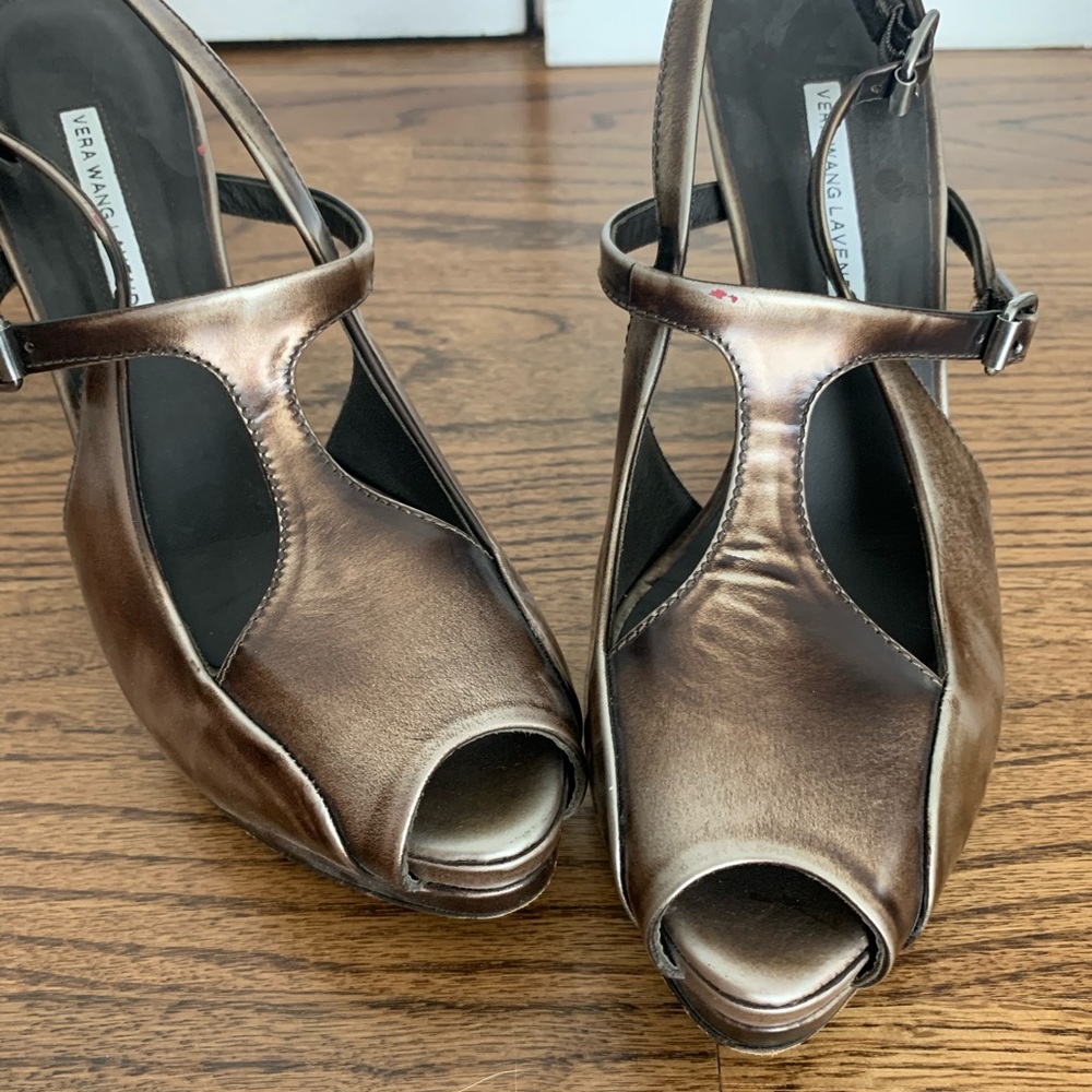 Heels - Picture 7 of 8